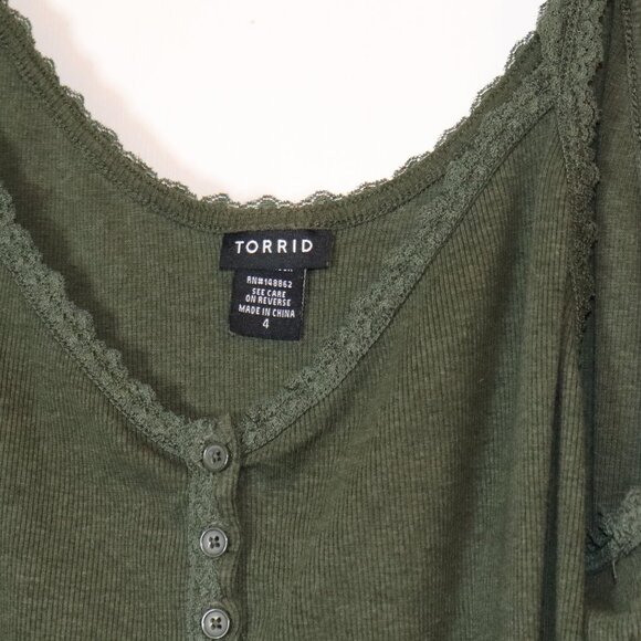 Torrid Olive Green Ribbed Lace Trim Henley Cami Size 4 - Picture 5 of 5